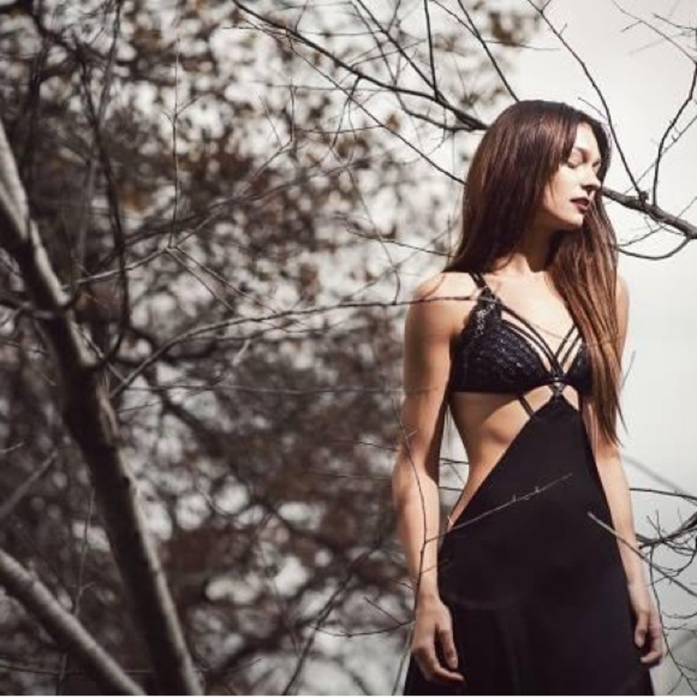 Hip cut out, body, conscious, black, backless gown prom dress red carpet.